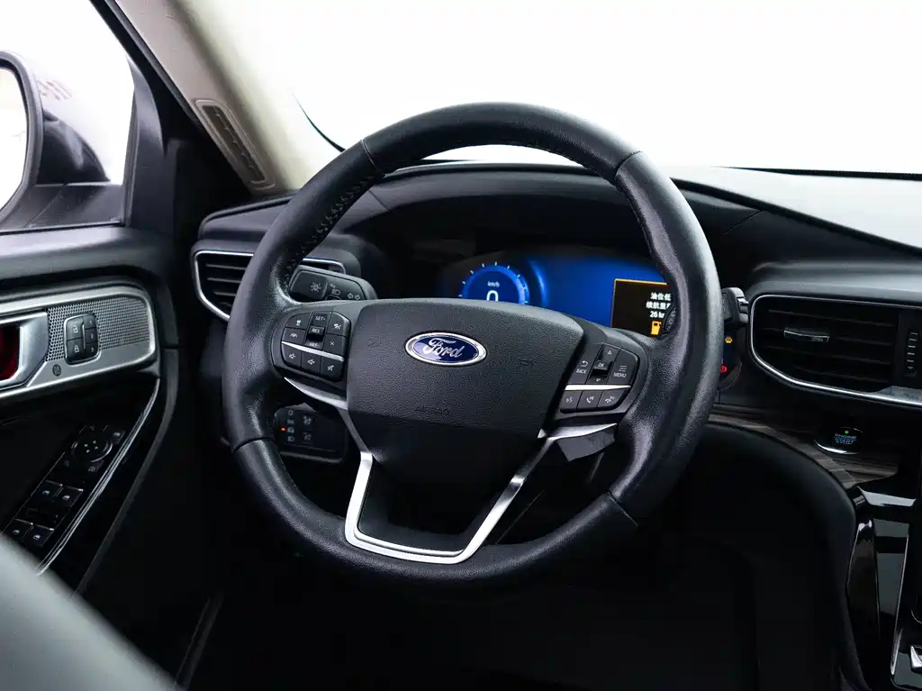 Ford Explorer — миниатюра 27