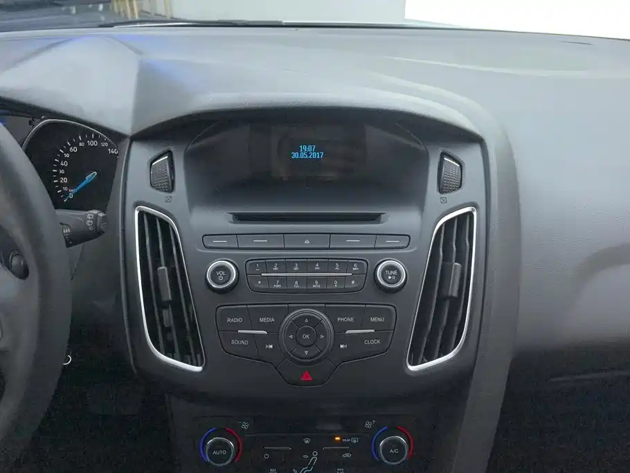 Ford Focus — миниатюра 13