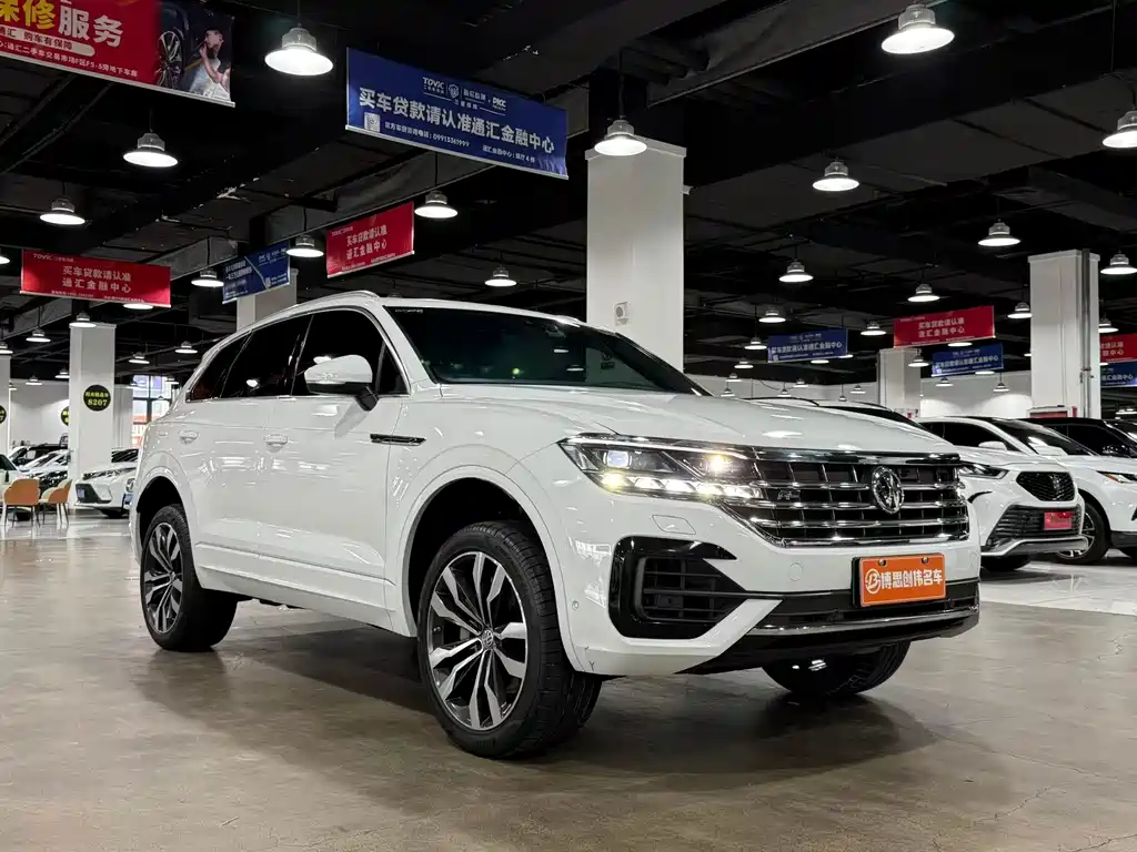 Volkswagen Touareg — миниатюра 3