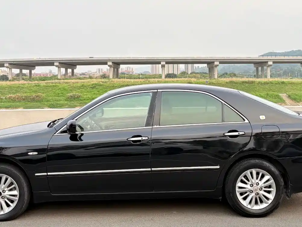 Toyota Crown 2007 3.0L Royal Saloon Fashion