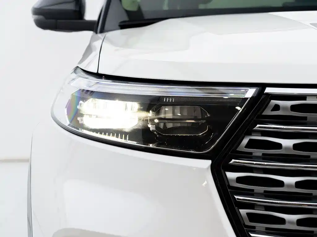 Ford Explorer — миниатюра 4