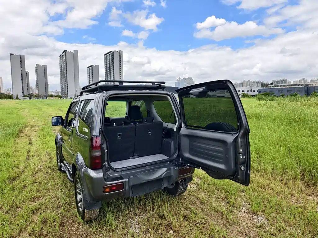Suzuki Jimny — миниатюра 20