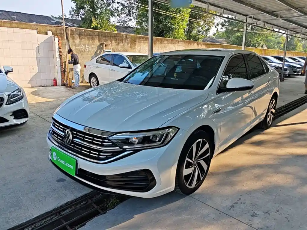 速腾 2023款 300TSI DSG超越版 2024