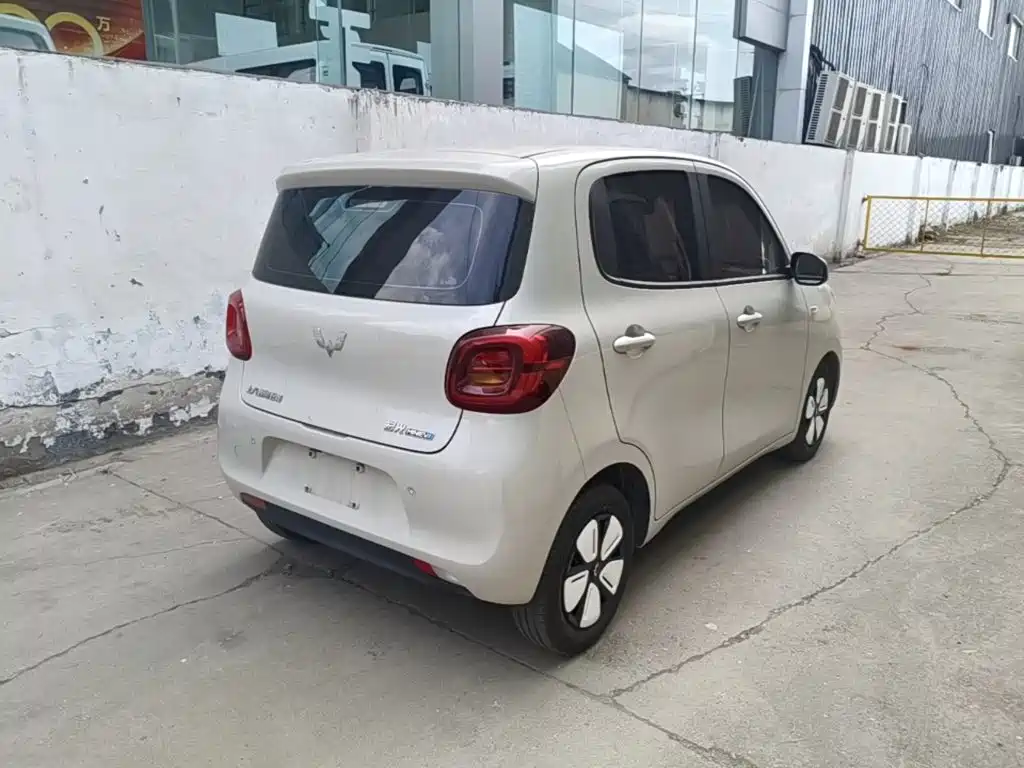 Wuling MINIEV — миниатюра 7