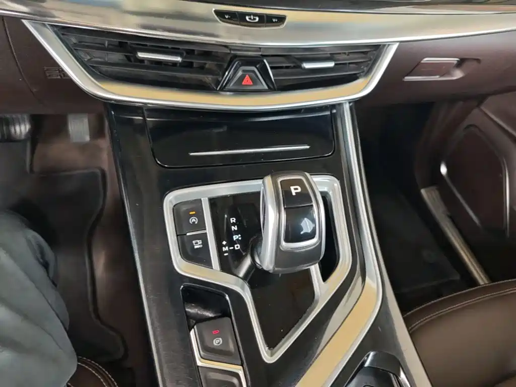 Geely Jia Ji — миниатюра 14