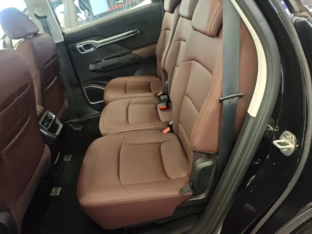 Geely Haoyue — миниатюра 17