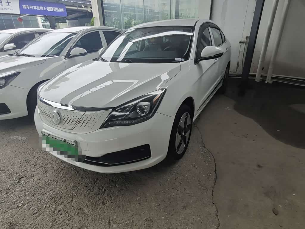 Dongfeng Aeolus E70