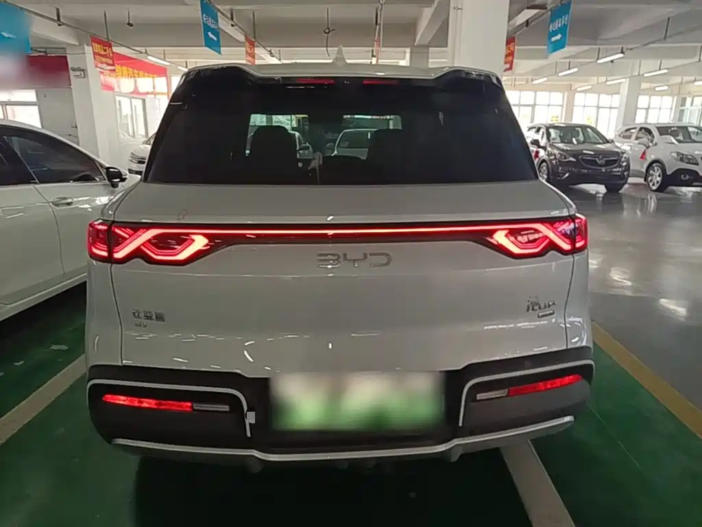 BYD Yuan UP — миниатюра 6