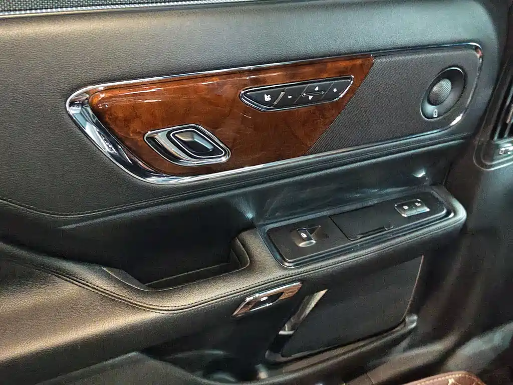 Lincoln Continental 3.0T 4WD Premium Shine Edition, фото 16