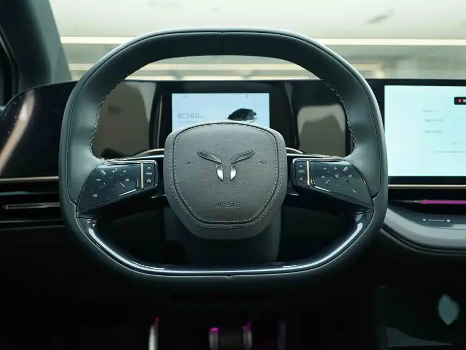 Hongqi Hongqi EH7 — миниатюра 16