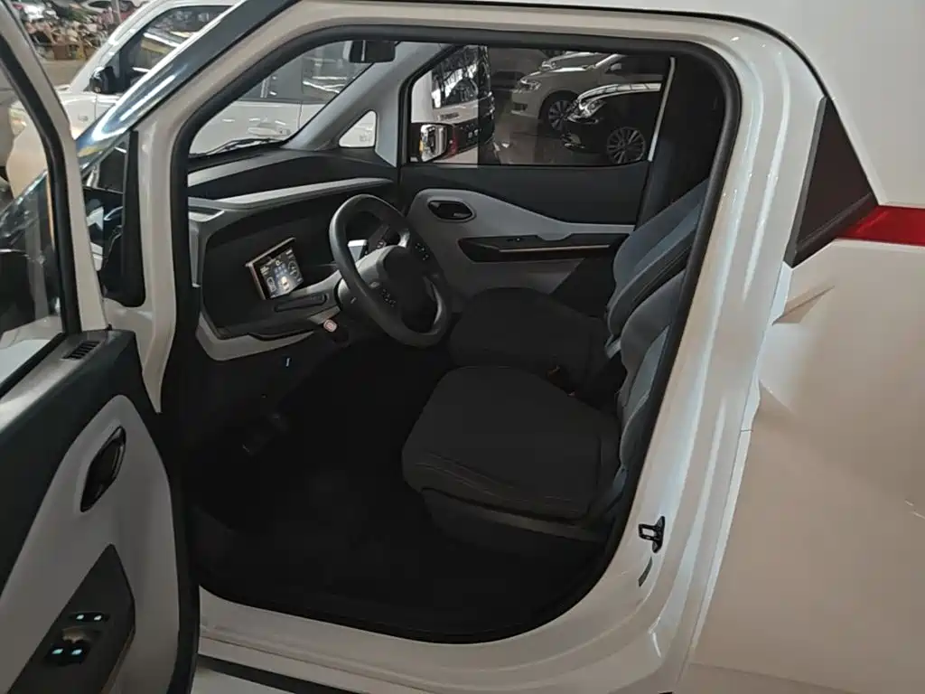 Wuling Nano EV — миниатюра 15