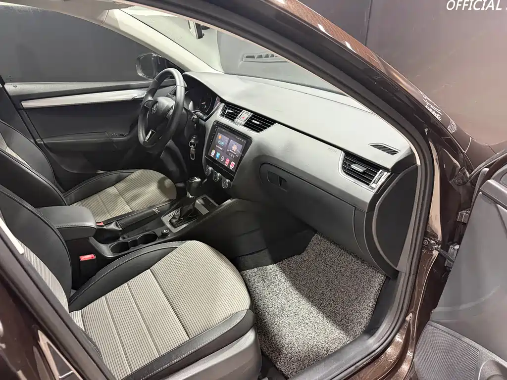 Skoda Octavia — миниатюра 6