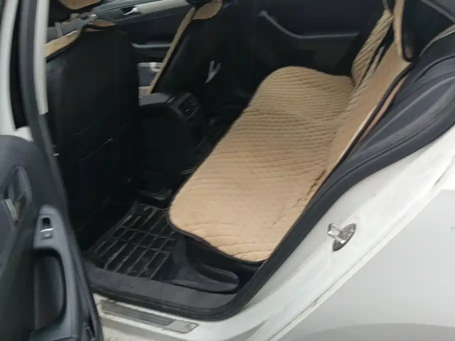 Volkswagen Sagitar — миниатюра 11