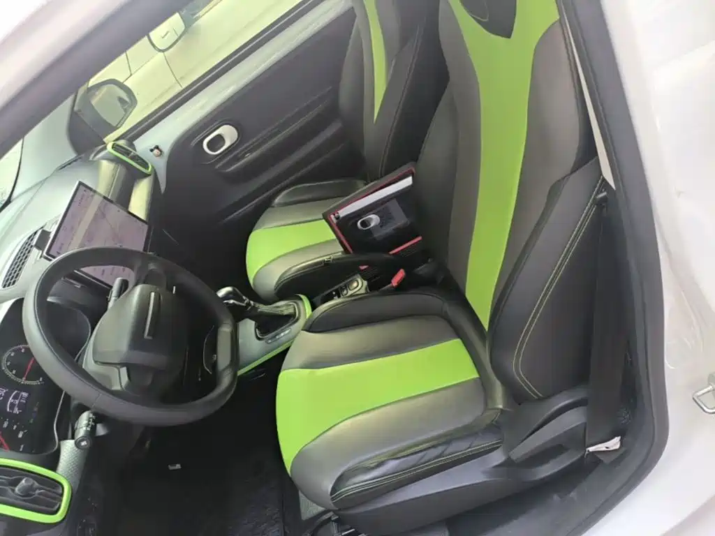 Roewe Clever — миниатюра 15