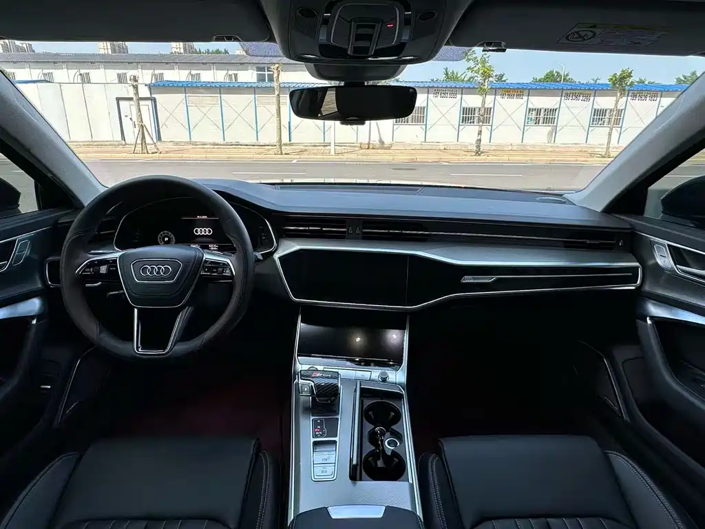Audi A6L 2025 45 TFSI