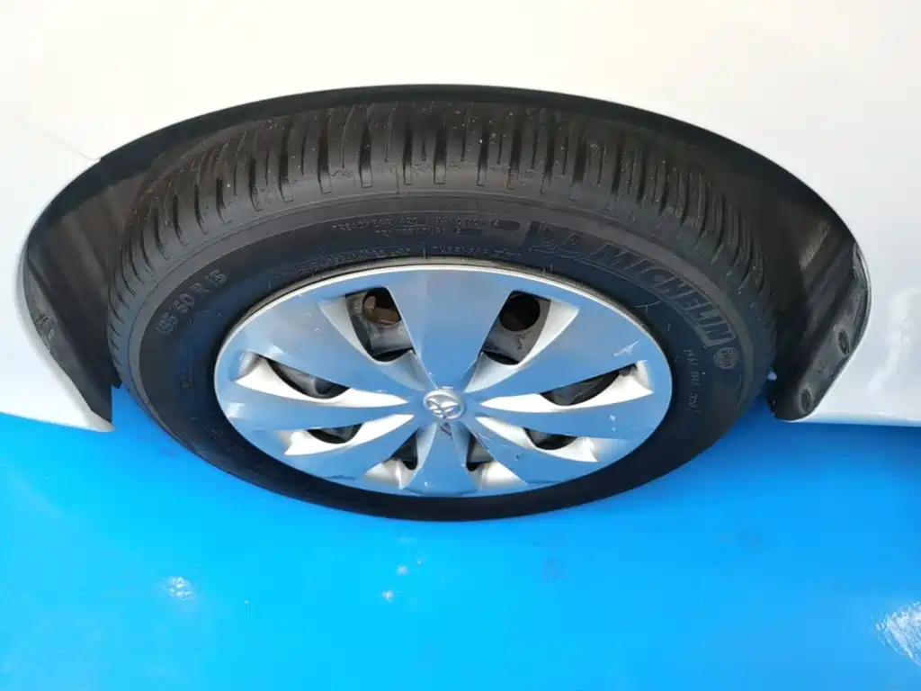 Toyota Yaris L — миниатюра 23