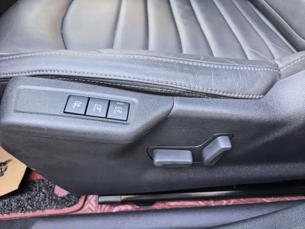 Citroen C6 — миниатюра 8