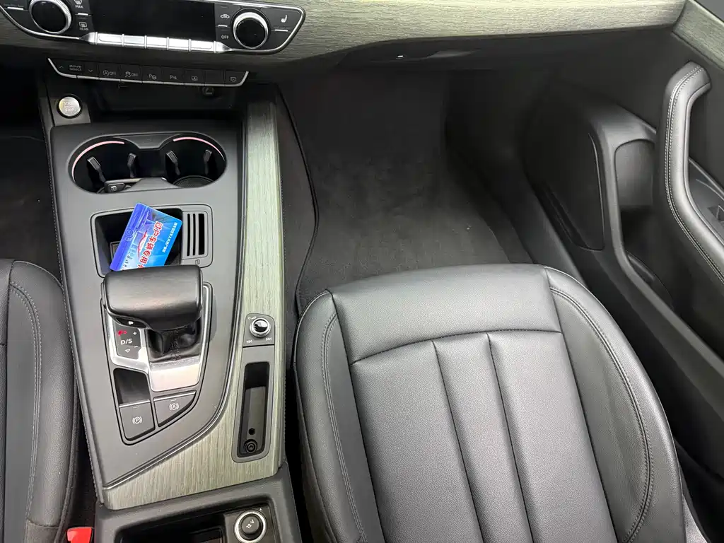 Audi A4L — миниатюра 9
