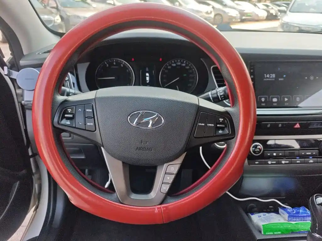 Hyundai Mistra — миниатюра 6