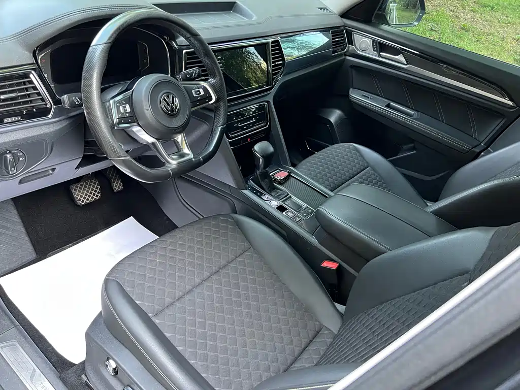 Volkswagen Teramont — миниатюра 8
