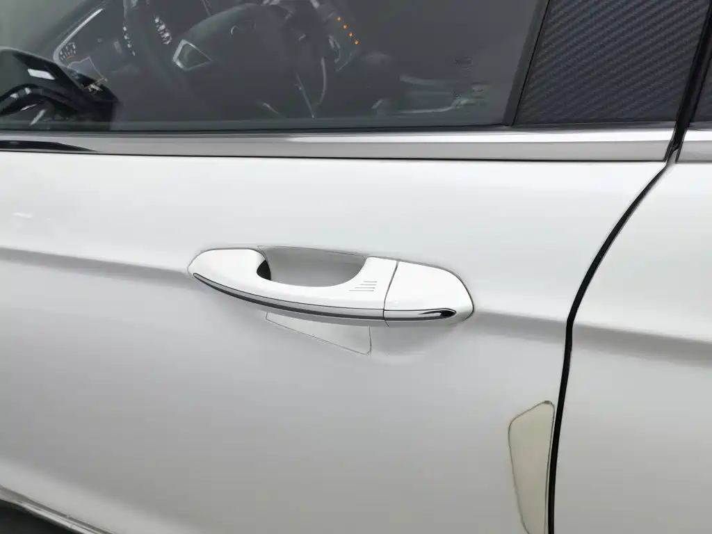 Ford Mondeo — миниатюра 18