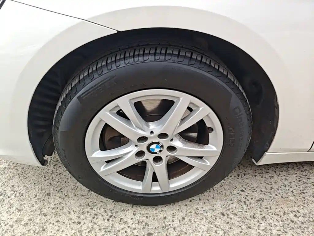 BMW 2 Series Active Tourer — миниатюра 23