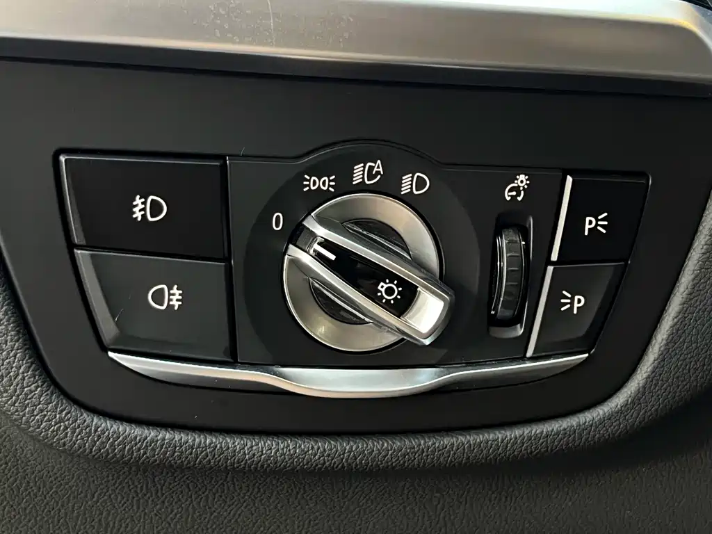 BMW X3 — миниатюра 15