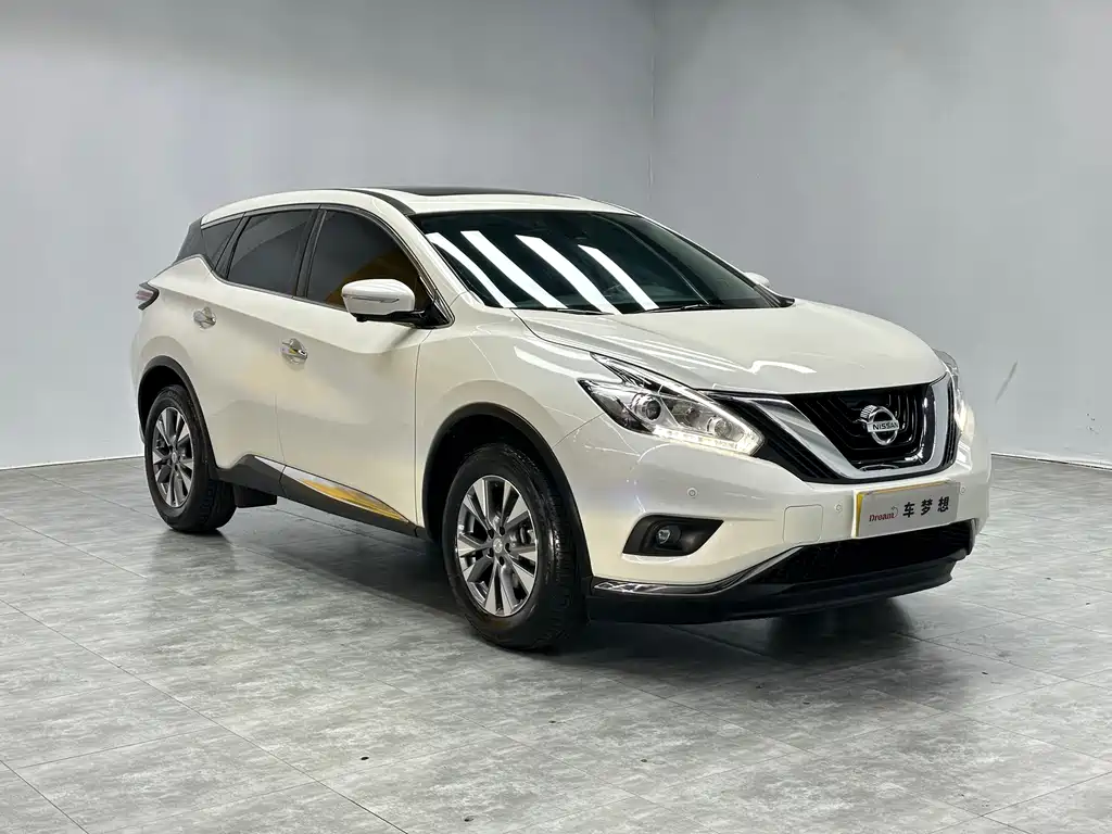 NISSAN LOULAN
