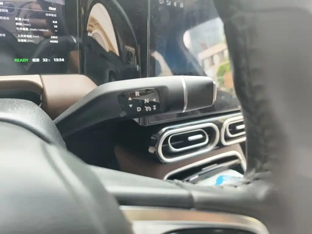 Leapmotor Leapmotor C01 — миниатюра 10