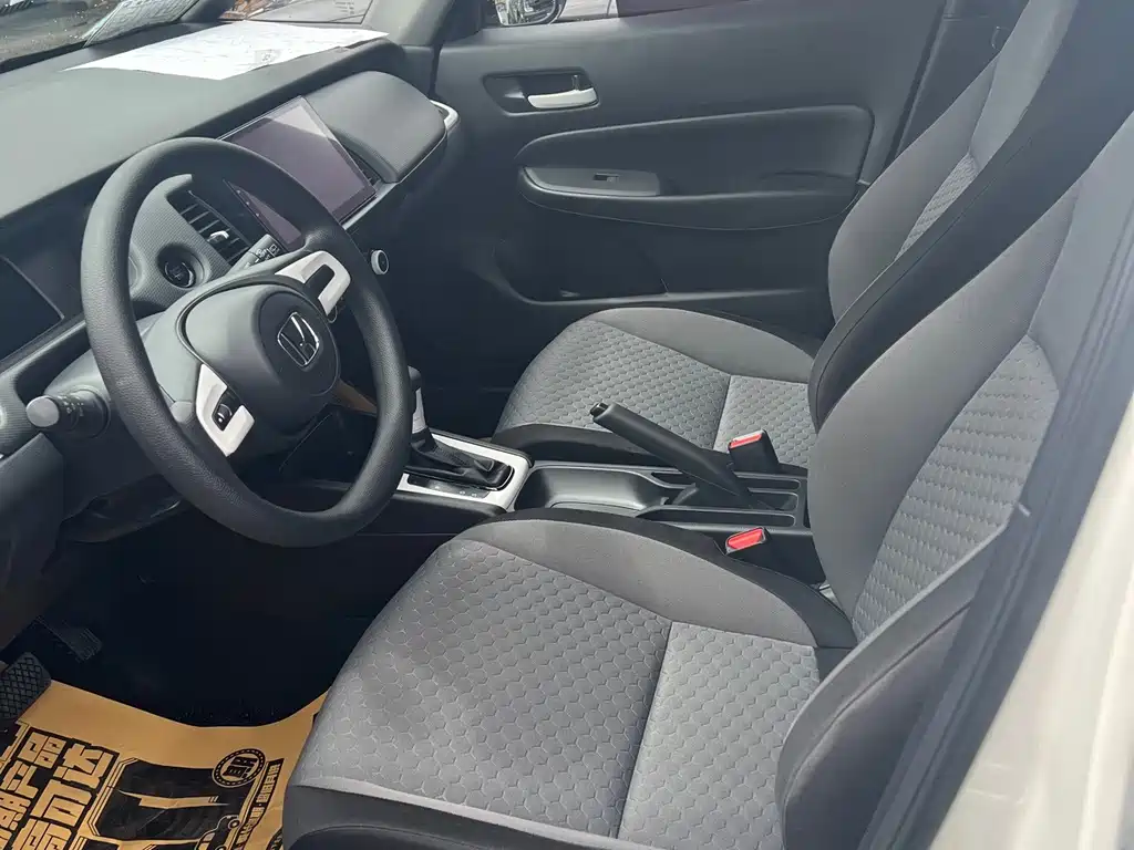 Honda Fit — миниатюра 7