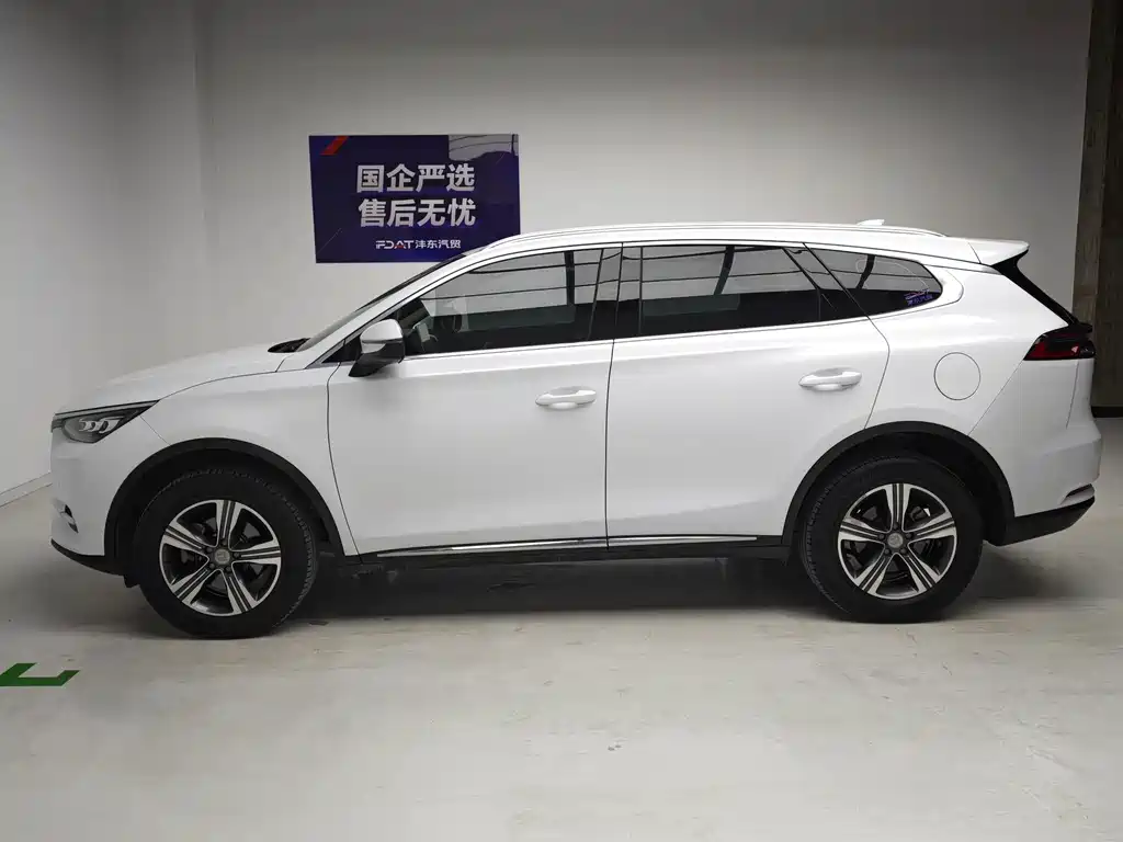 BYD Tang — миниатюра 9