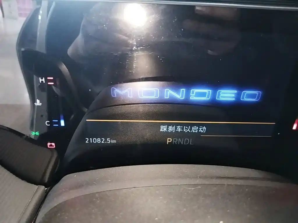 Ford Mondeo — миниатюра 12