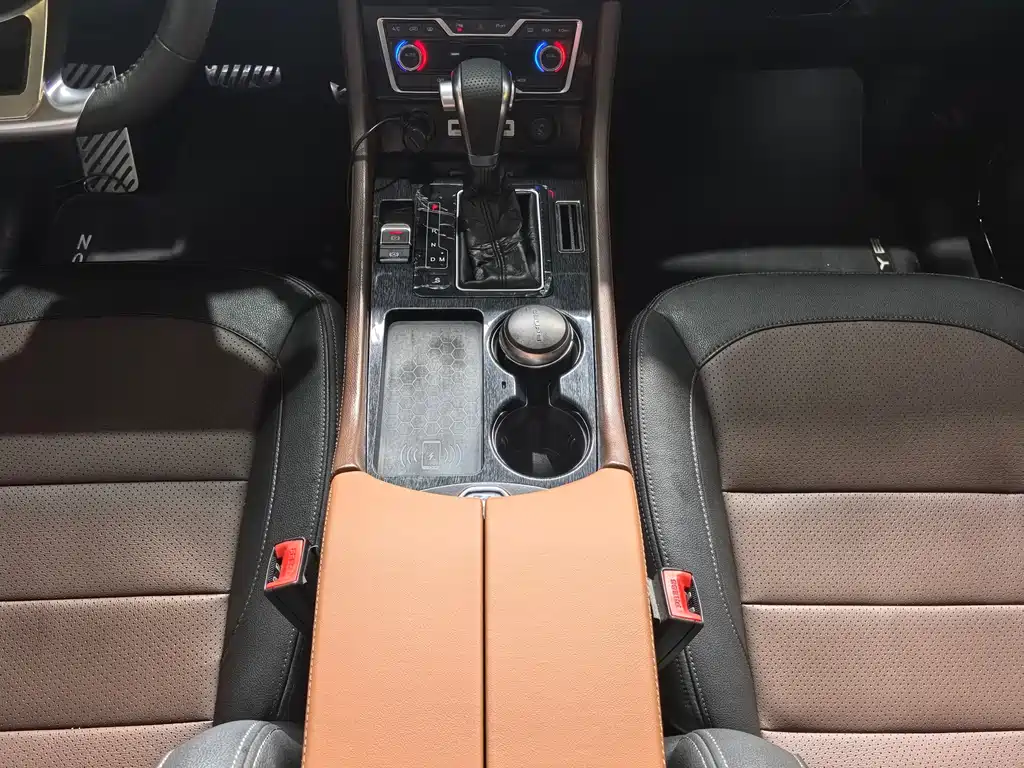 Zotye T600 Coupe — миниатюра 13