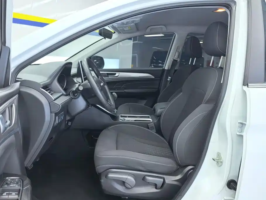 Haval M6 — миниатюра 9