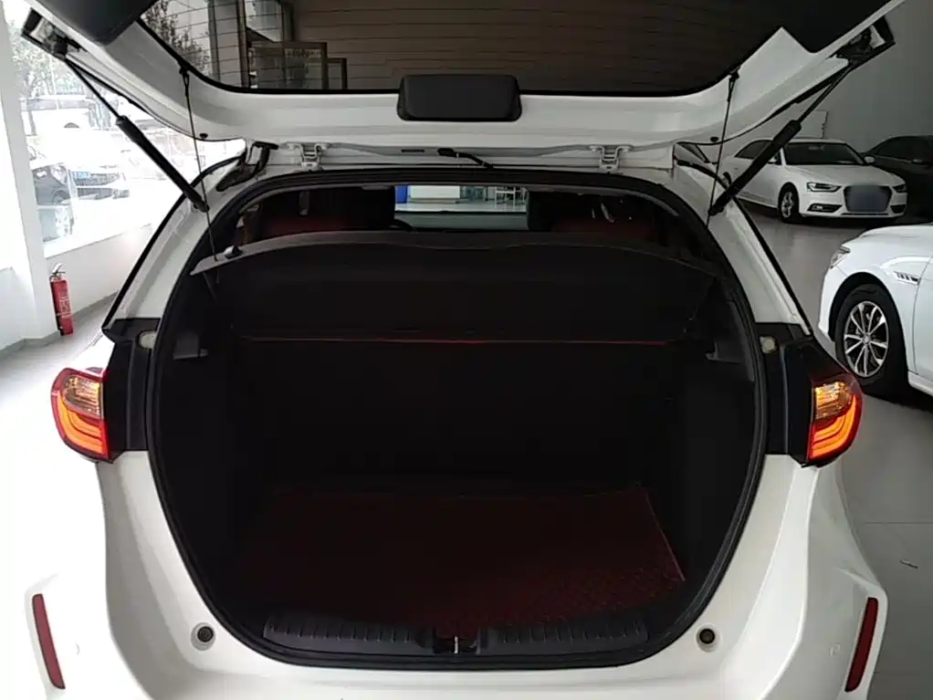 Honda Fit — миниатюра 19