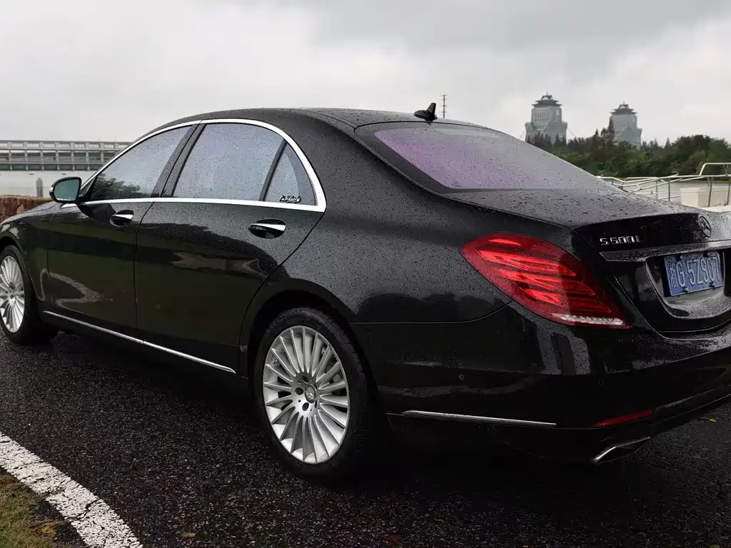 Mercedes-Benz S-Class — миниатюра 3