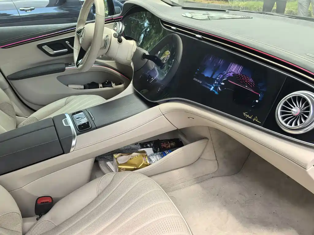 Mercedes-Benz EQS — миниатюра 18