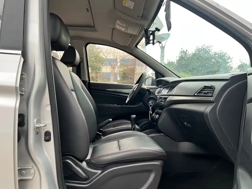 CHANGAN CHANGAN AUCHAN A600