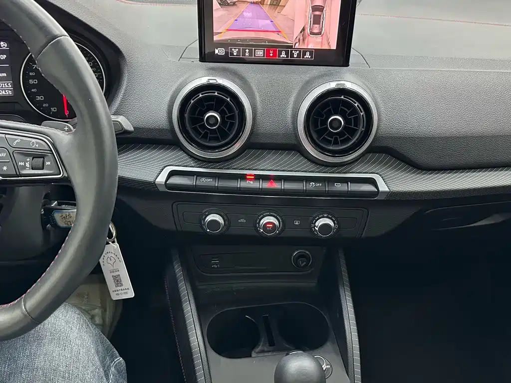 Audi Q2L — миниатюра 14