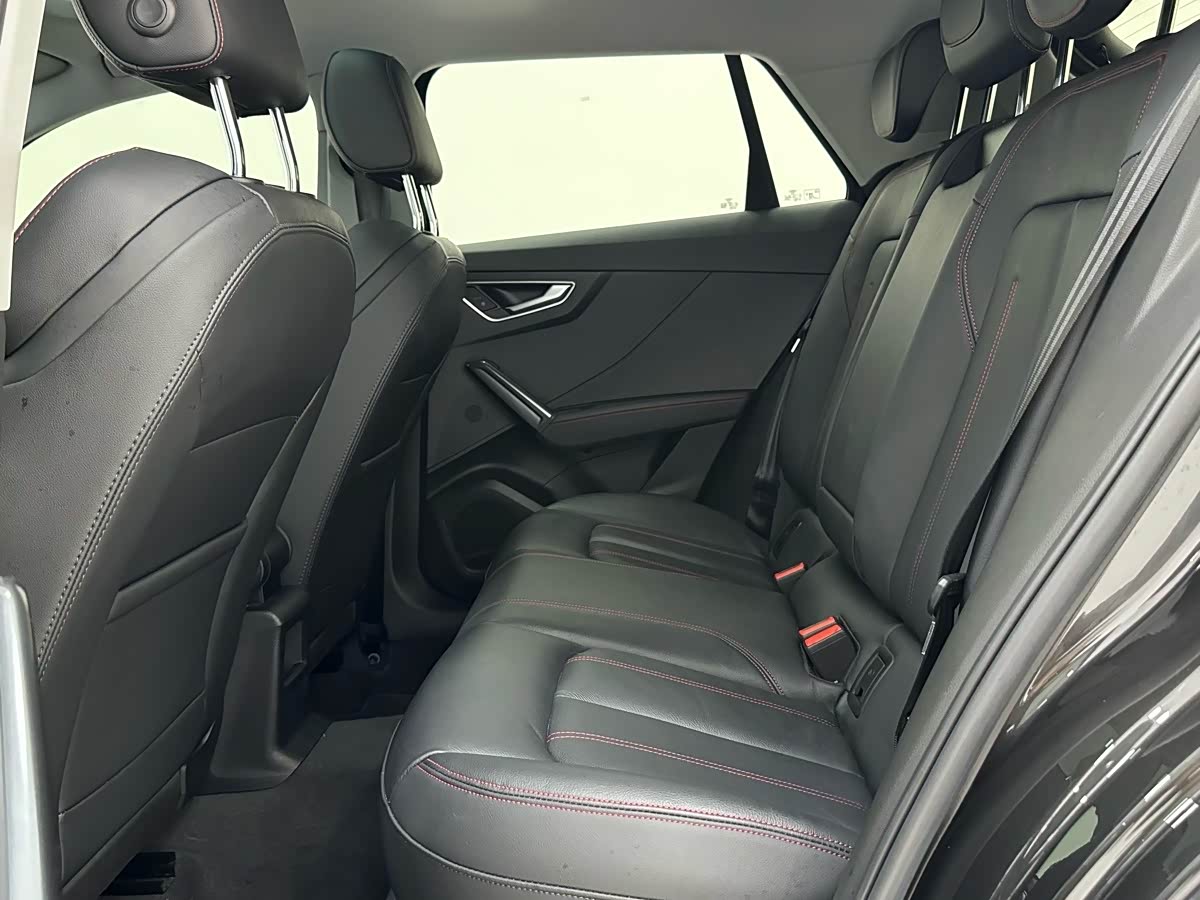 Audi Q2L 1.4 л 2022 г. Чёрный, пробег 12000 км