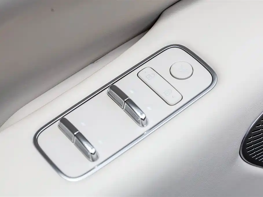 Voyah Passion L L 2026 Ultra