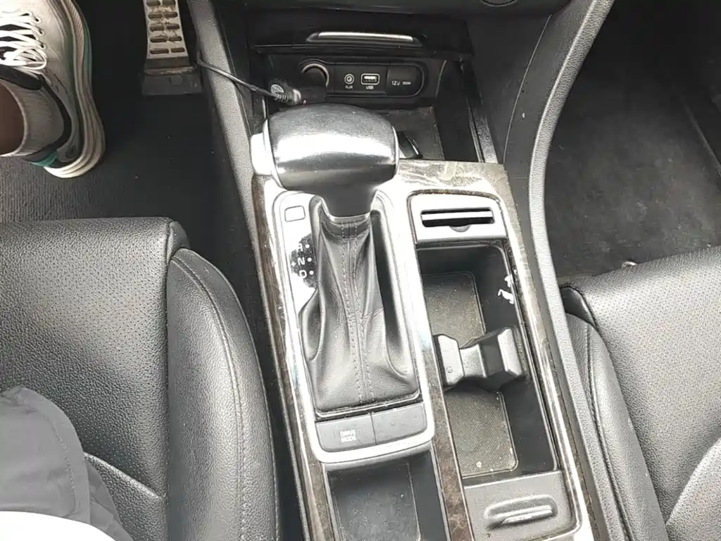 Kia K5 — миниатюра 11