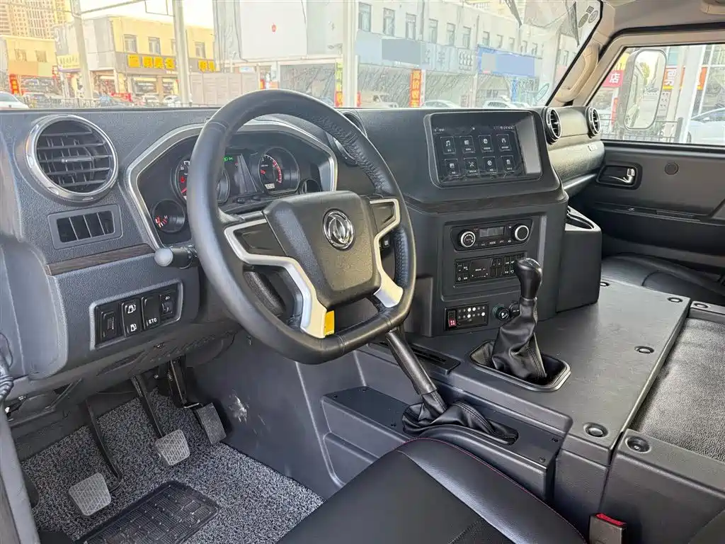 DONGFENG WARRIOR M50