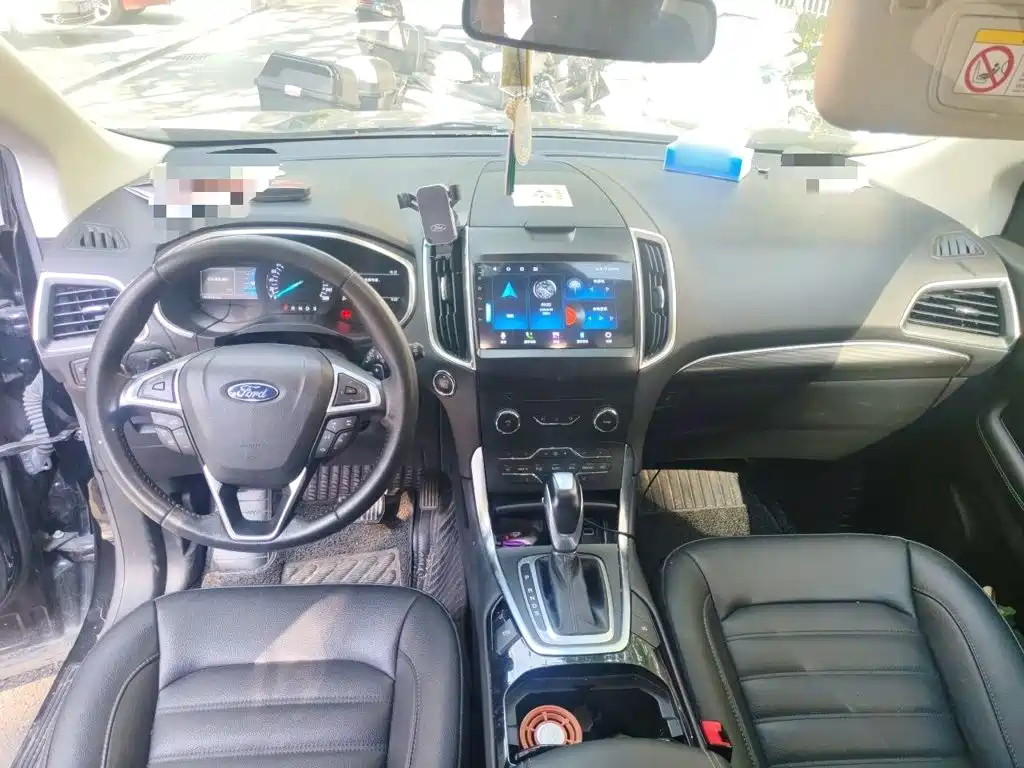 Ford Edge — миниатюра 5