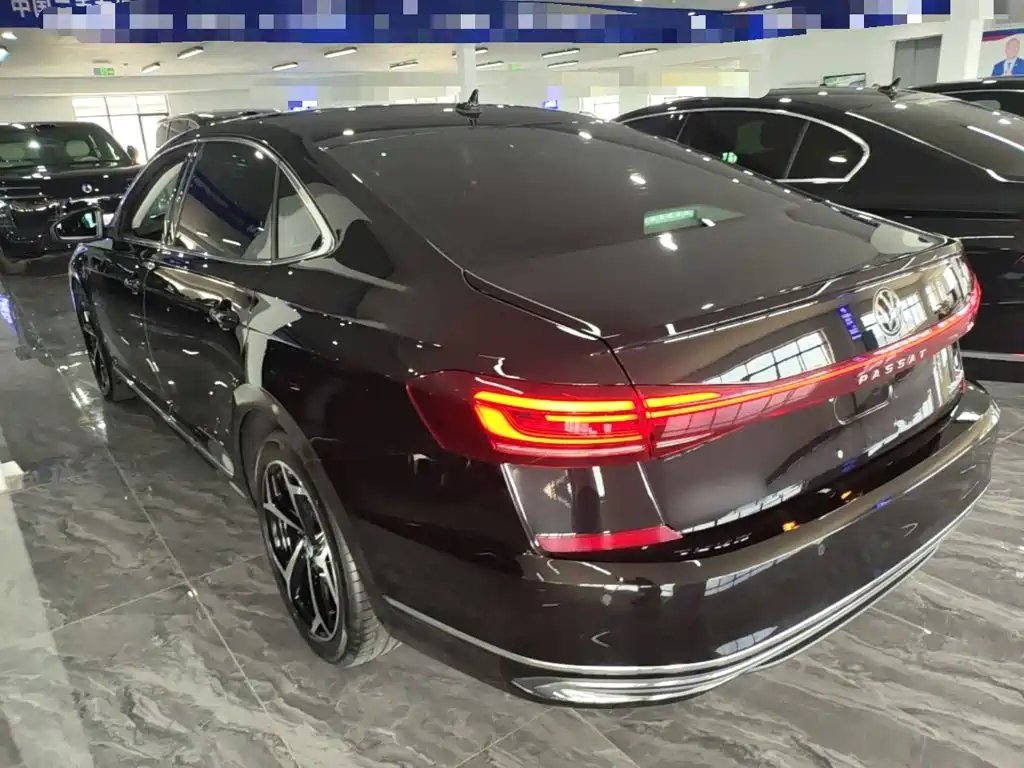Volkswagen Passat — миниатюра 5