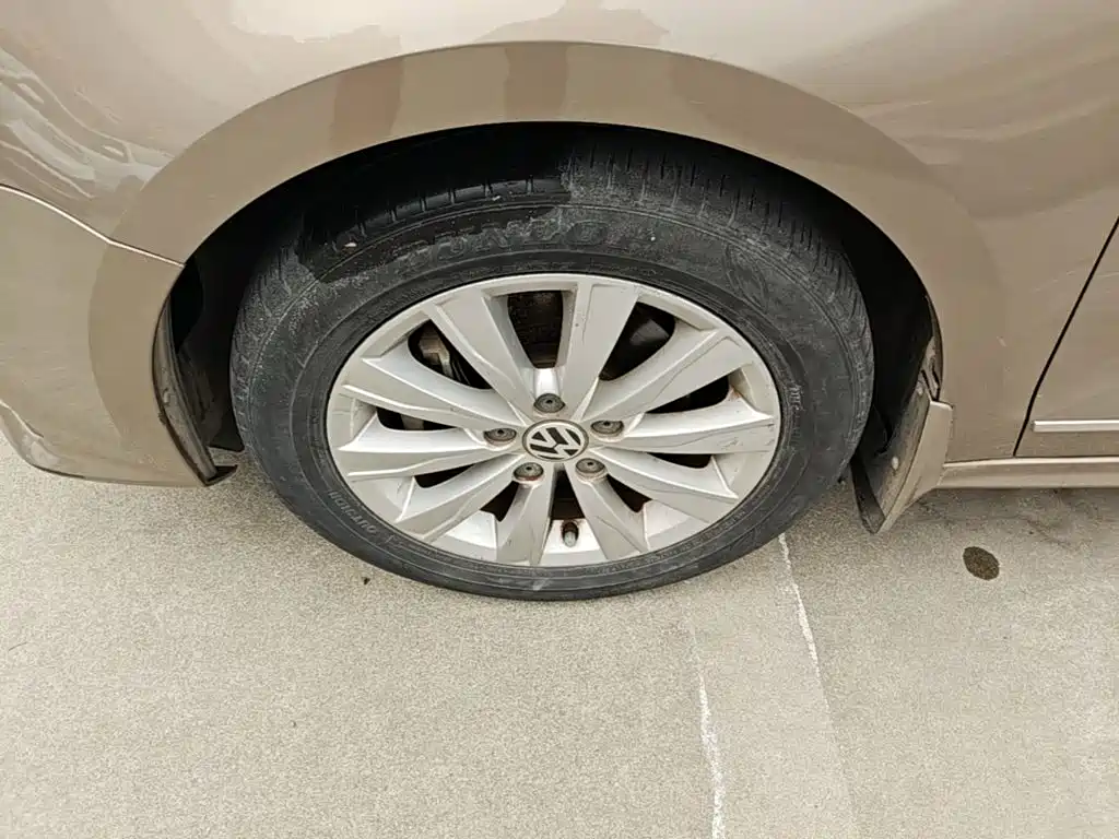 Volkswagen Sagitar — миниатюра 23
