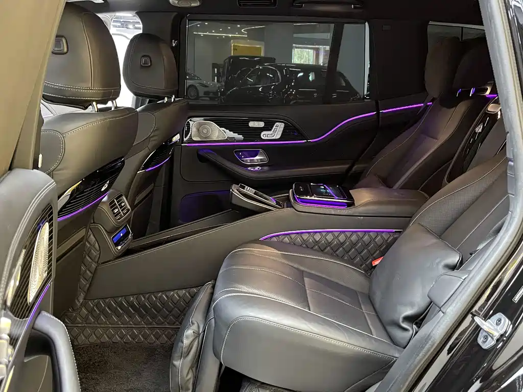 Mercedes-Benz GLS — миниатюра 24