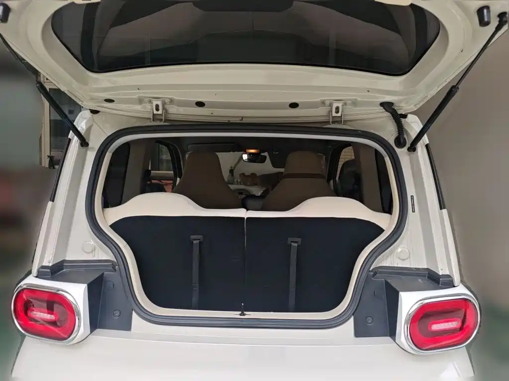 Wuling MINIEV — миниатюра 15