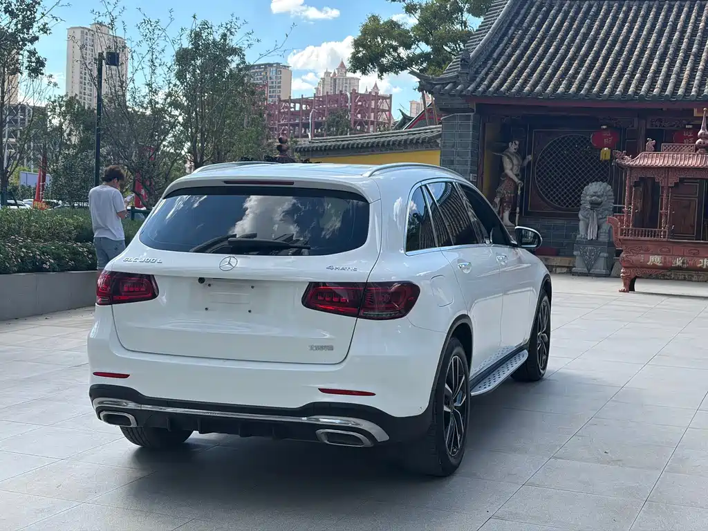 Mercedes-Benz GLC — миниатюра 11