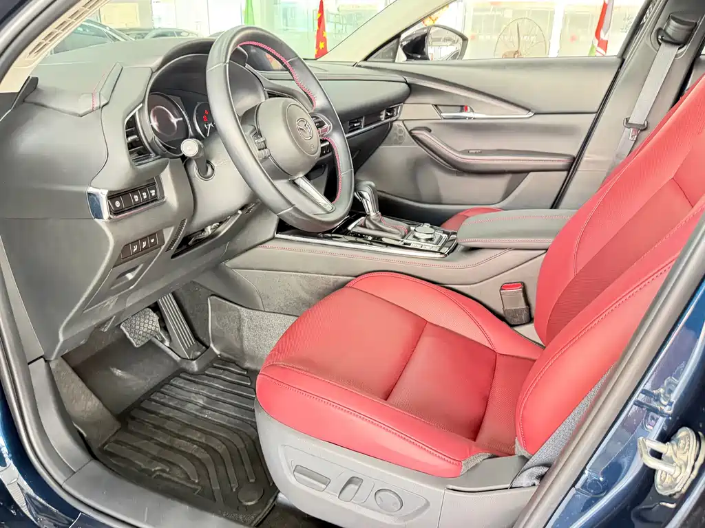 Mazda CX-30 — миниатюра 4